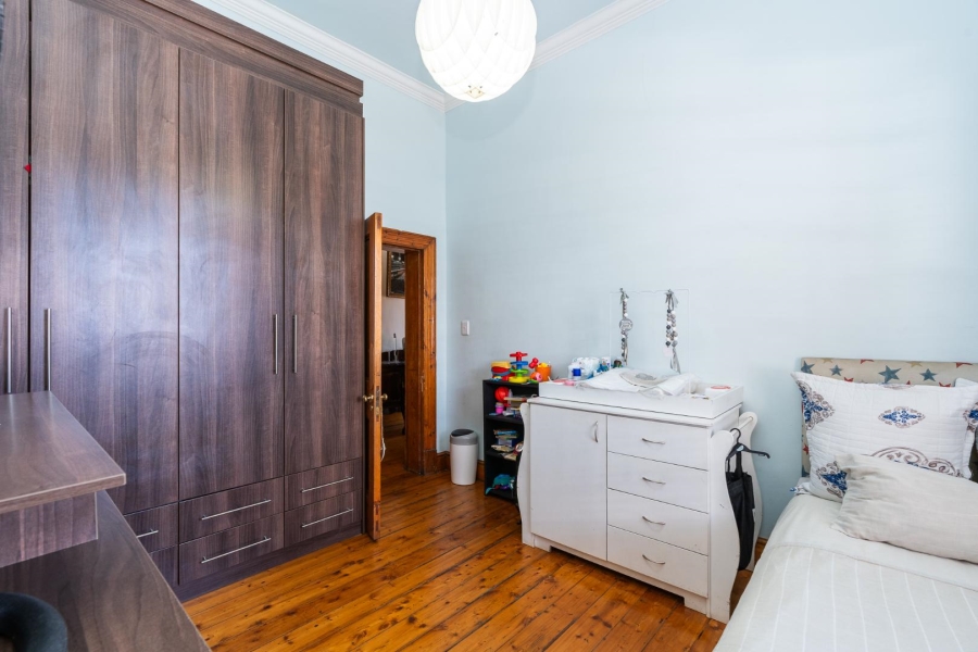 8 Bedroom Property for Sale in Walmer Estate Western Cape